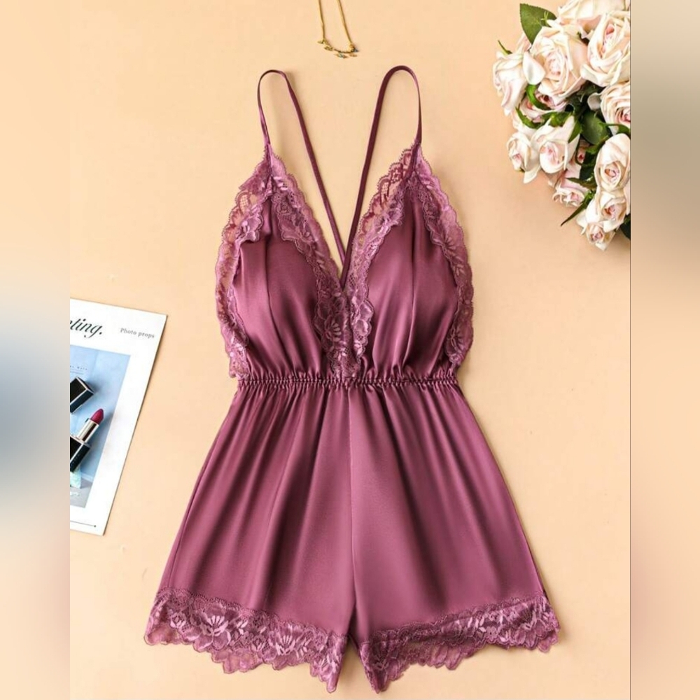 Elegant Lace Trim Purple Sleepwear
